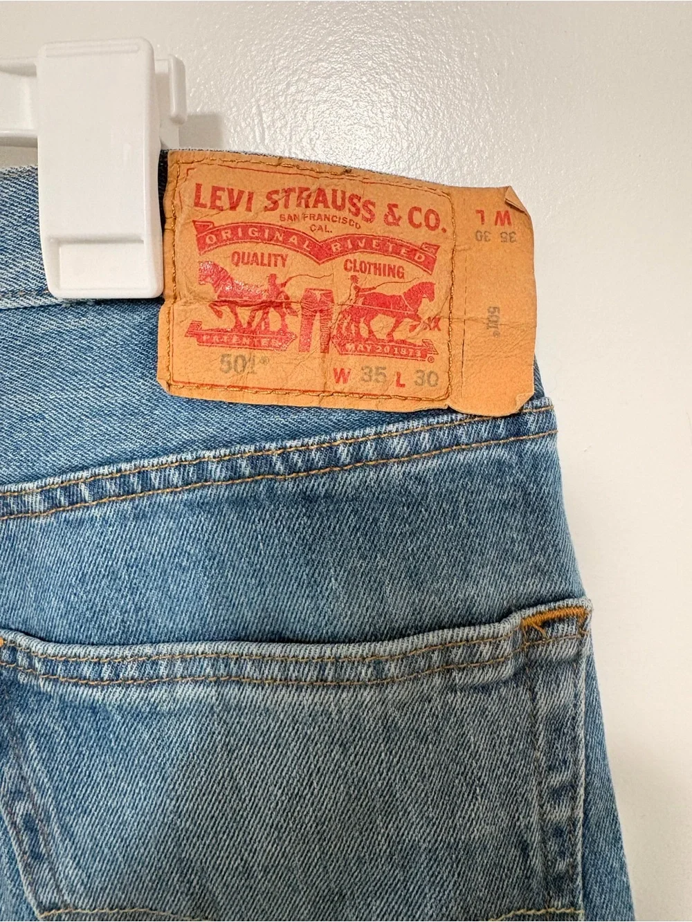Levi’s Classic Light Blue Men's Straight-Leg Jeans